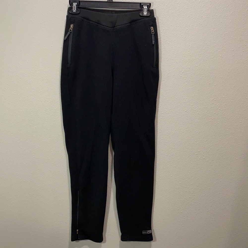 5 for $25 REI fleece pants black